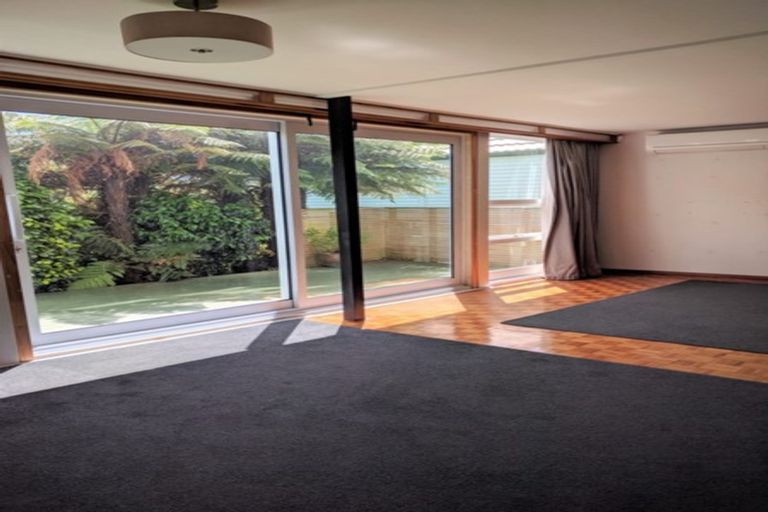 Photo of property in 44 Monaghan Avenue, Karori, Wellington, 6012