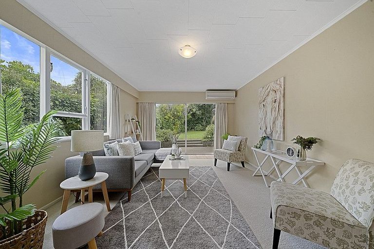 Photo of property in 3 Saint Edmund Crescent, Tawa, Wellington, 5028