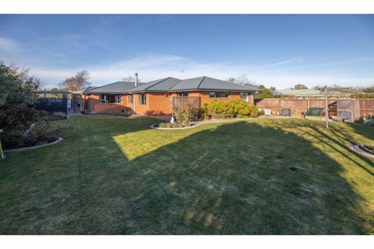 Photo of property in 18 Durrell Way, Rolleston, 7614