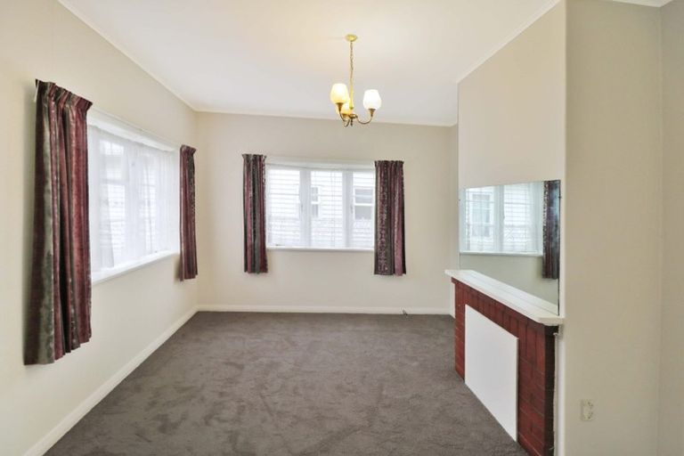 Photo of property in 14 Bell Road, Waiwhetu, Lower Hutt, 5010