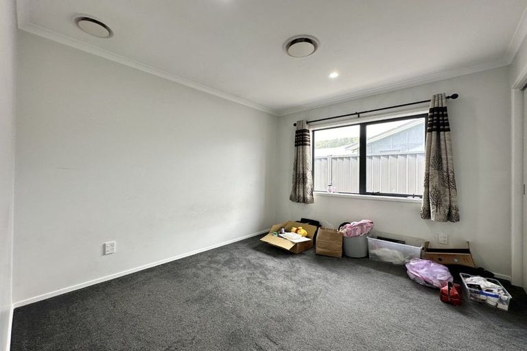 Photo of property in 33 Hopkirk Avenue, Wallaceville, Upper Hutt, 5018