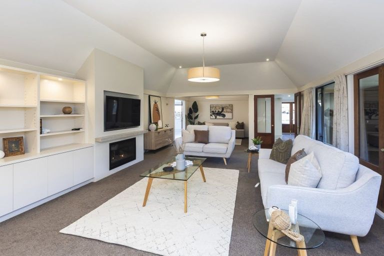 Photo of property in 9 Frith Place, Burnside, Christchurch, 8053