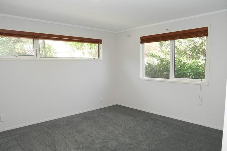 Photo of property in 13 Groves Road, Raumati Beach, Paraparaumu, 5032
