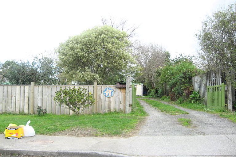 Photo of property in 19 Grove Road, Haumoana, 4102