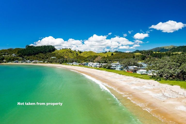 Photo of property in 22 Wharua Road, Oakura, Hikurangi, 0184