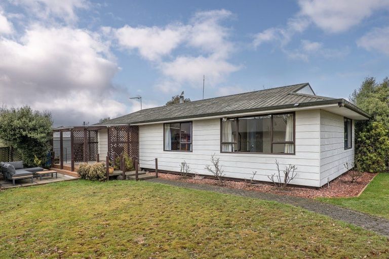 Photo of property in 20 Mclaughlins Road, Darfield, 7510