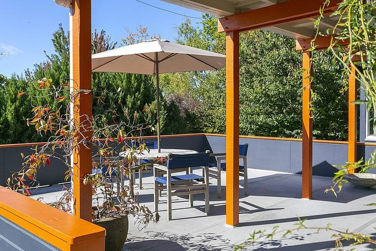 Photo of property in 16 Brunette Drive, Acacia Bay, Taupo, 3330