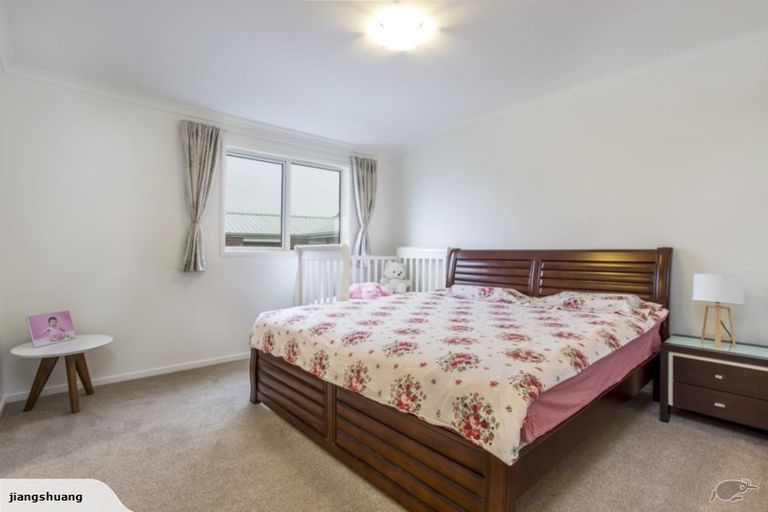 Photo of property in 58c Don Buck Road, Massey, Auckland, 0614