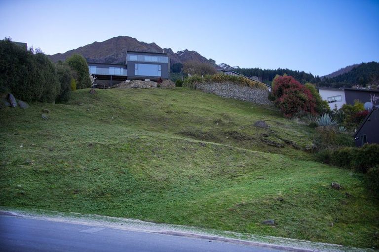 Photo of property in 6 Aspen Grove, Fernhill, Queenstown, 9300