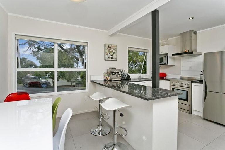 Photo of property in 1/55 Monarch Avenue, Hillcrest, Auckland, 0627