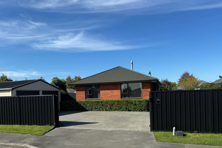 Photo of property in 10 East Belt, Rangiora, 7400