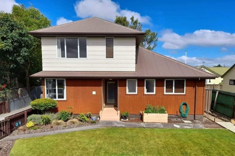 Photo of property in 14 Primrose Street, Northcote, Christchurch, 8052