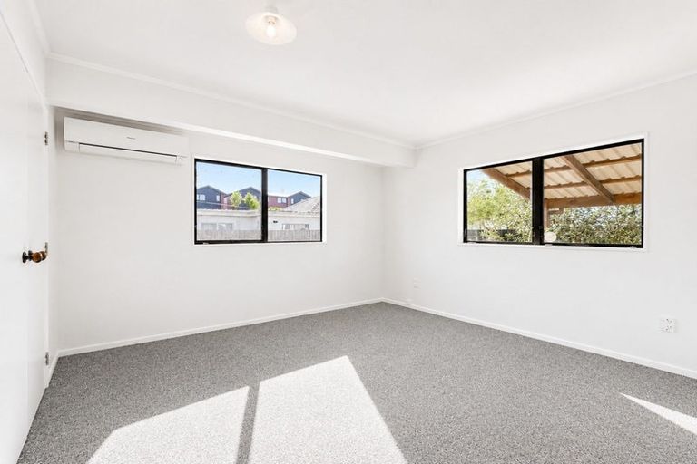Photo of property in 1/13 Karamu Street, Te Atatu Peninsula, Auckland, 0610