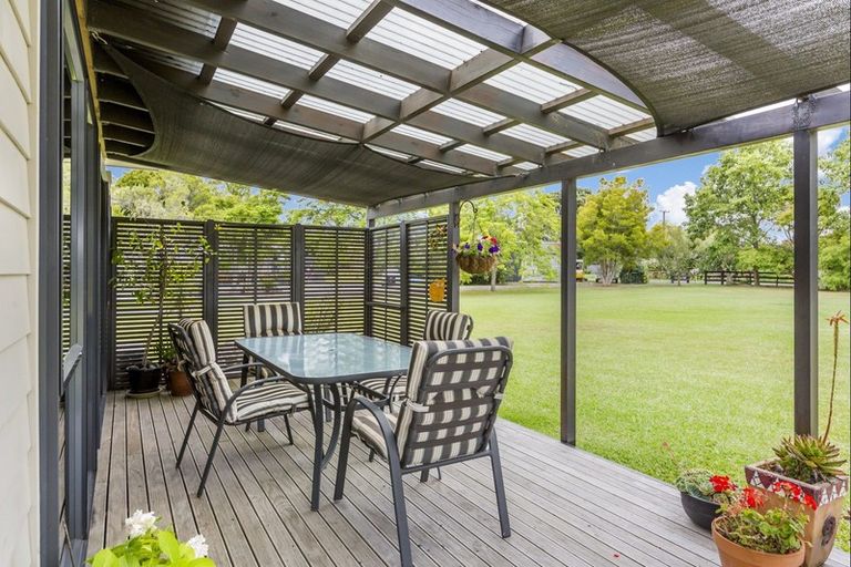 Photo of property in 39 Horseshoe Bush Road, Dairy Flat, Albany, 0794