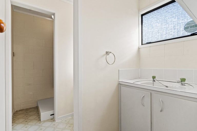 Photo of property in 19 Raumati Crescent, Onerahi, Whangarei, 0110