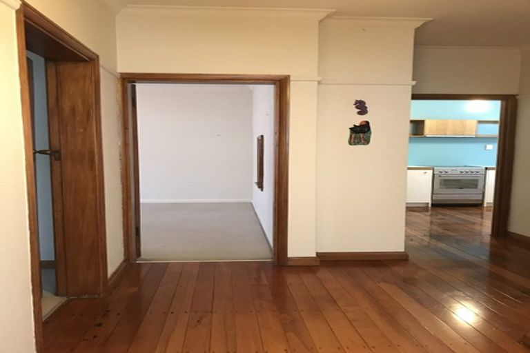 Photo of property in 1/332 Tinakori Road, Thorndon, Wellington, 6011