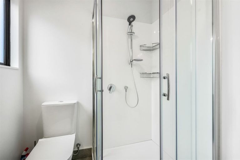 Photo of property in 9 Spalding Rise, Golflands, Auckland, 2013