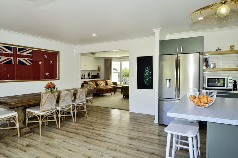 Photo of property in 69 Fortescue Street, Mahia, Nuhaka, 4198