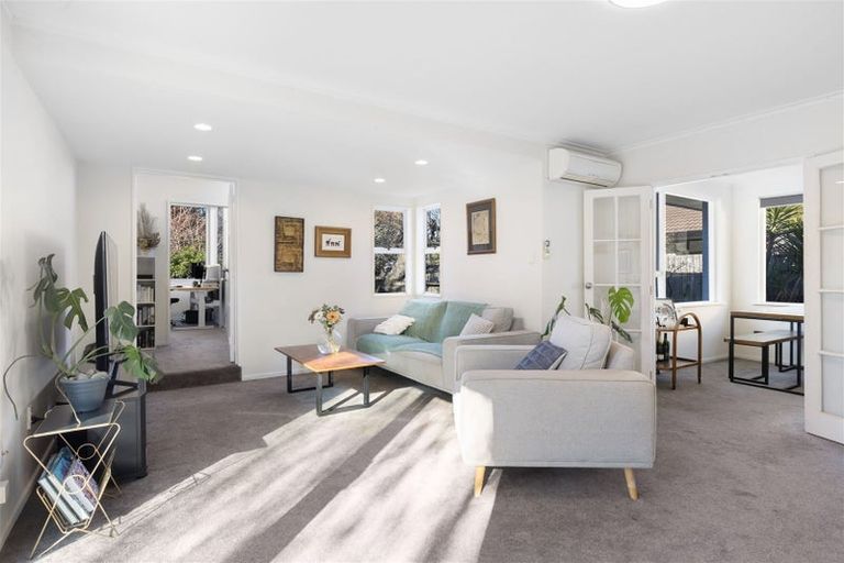 Photo of property in 69b Aorangi Road, Bryndwr, Christchurch, 8053