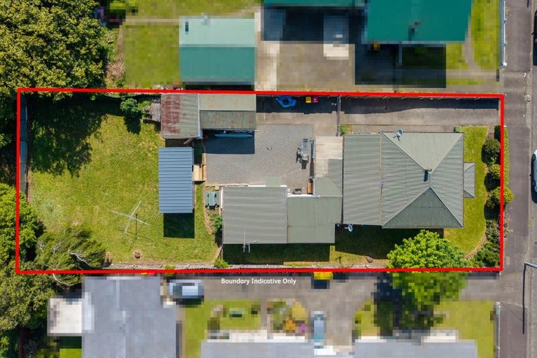 Photo of property in 41 Burns Street, Dannevirke, 4930