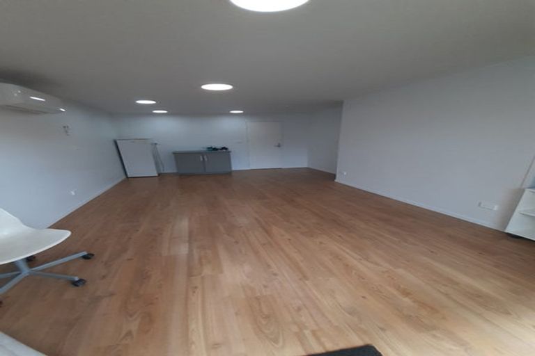 Photo of property in 9 Tirita Street, Kawaha Point, Rotorua, 3010