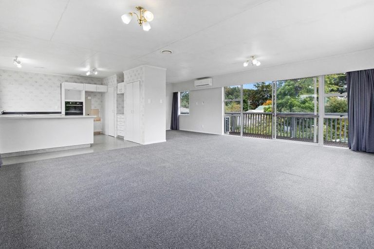 Photo of property in 26 Kiwi Avenue, Forest Lake, Hamilton, 3200