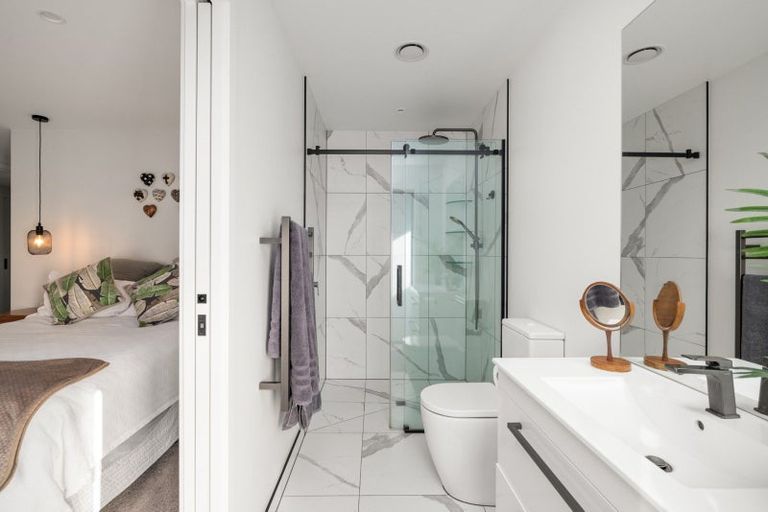 Photo of property in 1 Mida Close, Papamoa Beach, Papamoa, 3118