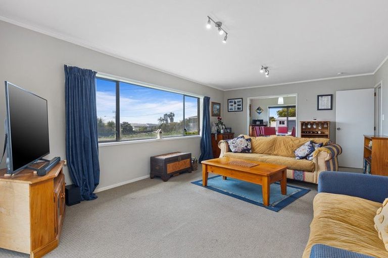 Photo of property in 822a Whangaparaoa Road, Manly, Whangaparaoa, 0930