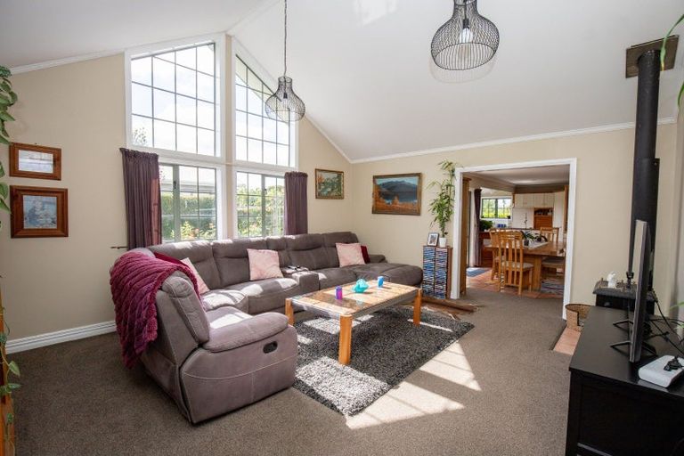 Photo of property in 27 Raratuna Street, Turua, 3574