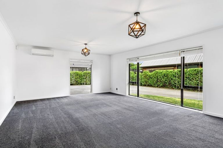 Photo of property in 2/23 Hamilton Avenue, Ilam, Christchurch, 8041