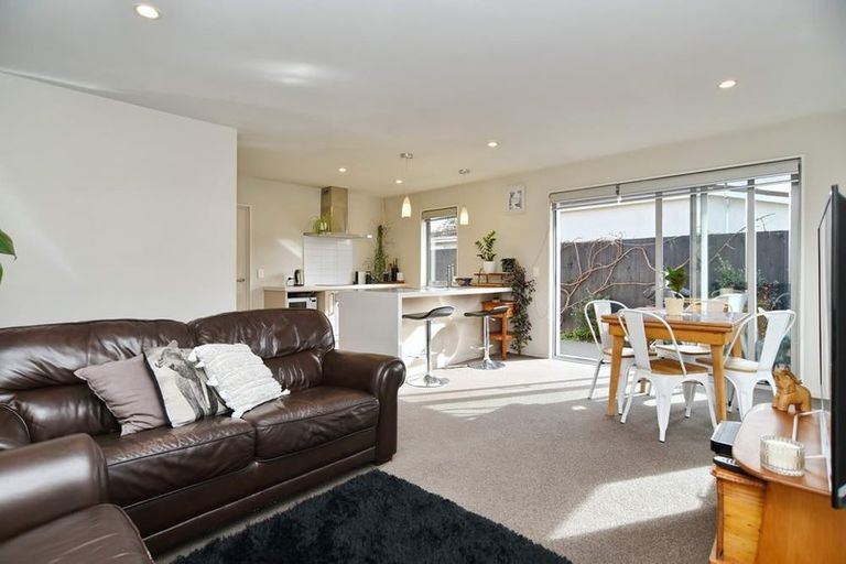 Photo of property in 2/58 Sylvan Street, Hillmorton, Christchurch, 8024