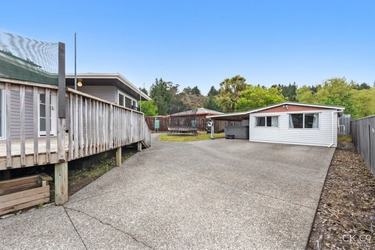Photo of property in 7 Prestige Place, Maoribank, Upper Hutt, 5018