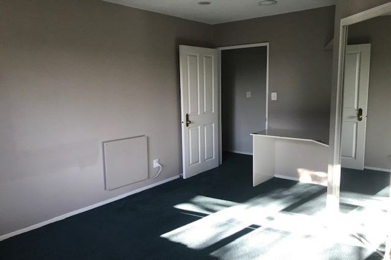 Photo of property in 169a Memorial Avenue, Burnside, Christchurch, 8053