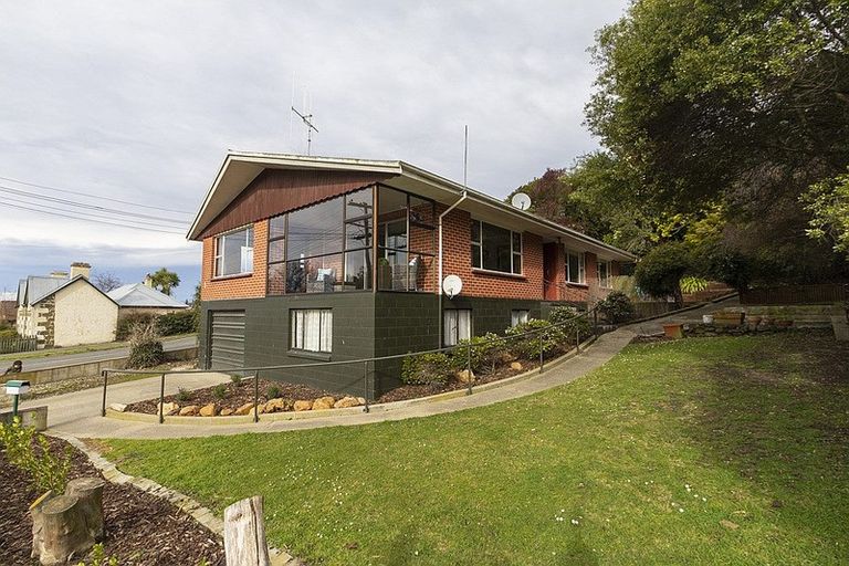 Photo of property in 51 Eden Street, Oamaru, 9400