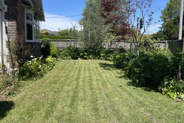 Photo of property in 96 Clyde Road, Ilam, Christchurch, 8041