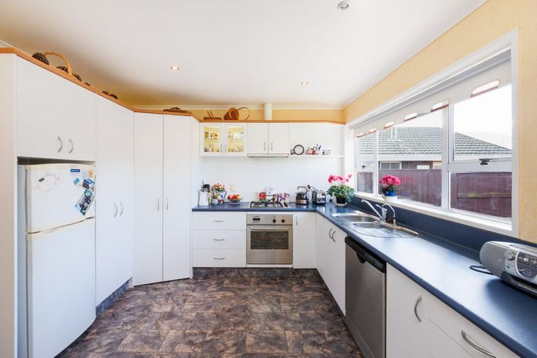 Photo of property in 18 Caulfield Place, Awapuni, Palmerston North, 4412