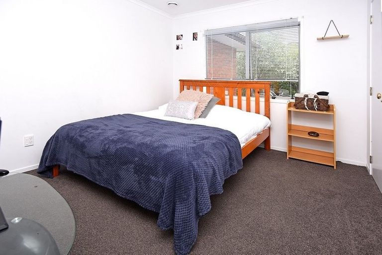 Photo of property in 9 Fitchburg Place, Mangere, Auckland, 2022