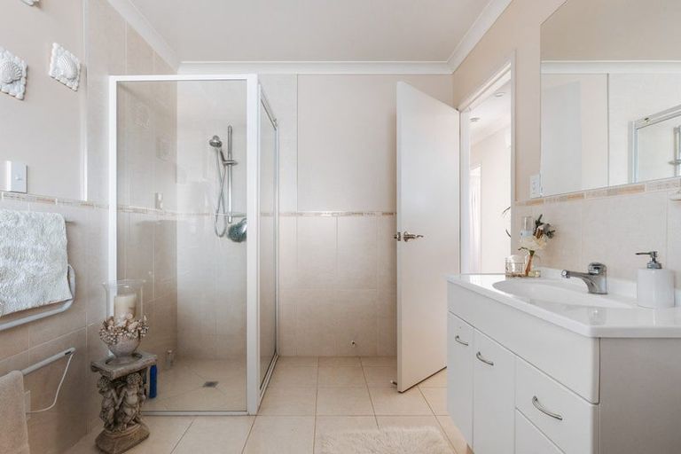 Photo of property in 26 Holyoake Terrace, Omokoroa, 3114