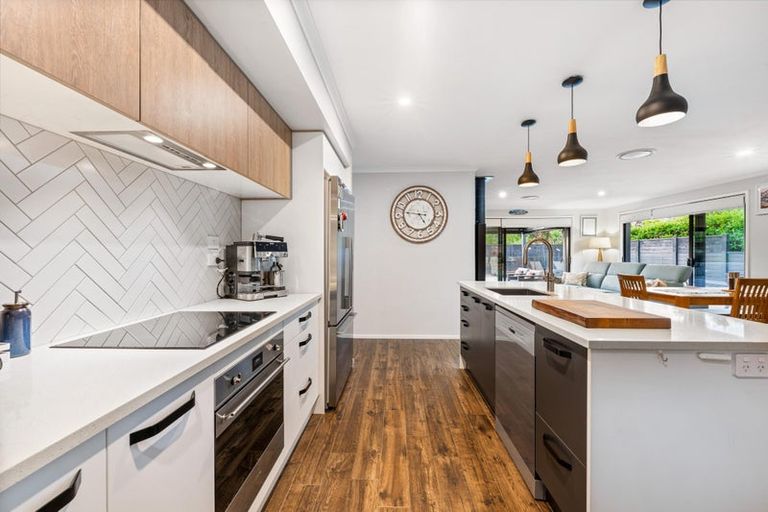Photo of property in 21a Elliot Street, Riverhead, 0820