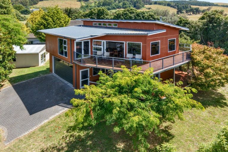 Photo of property in 22 Reeves Road, Acacia Bay, Taupo, 3330