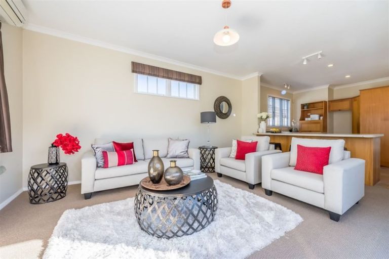 Photo of property in 11 Hart Avenue, Boulcott, Lower Hutt, 5011