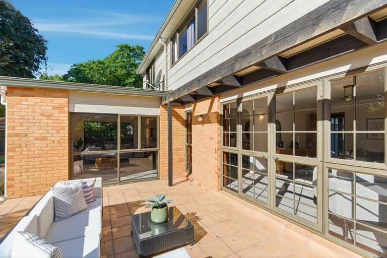 Photo of property in 27 Rubens Place, Burnside, Christchurch, 8053