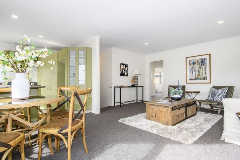 Photo of property in 3b Russell Place, Brookfield, Tauranga, 3110