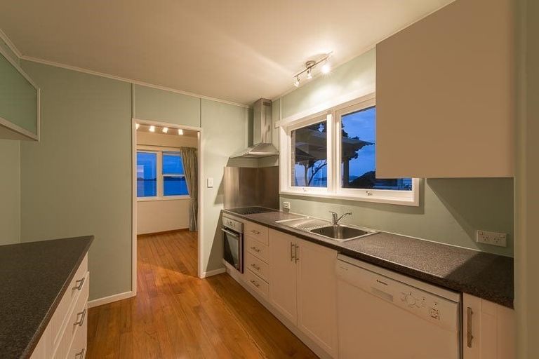 Photo of property in 137 Long Beach Road, Russell, 0202