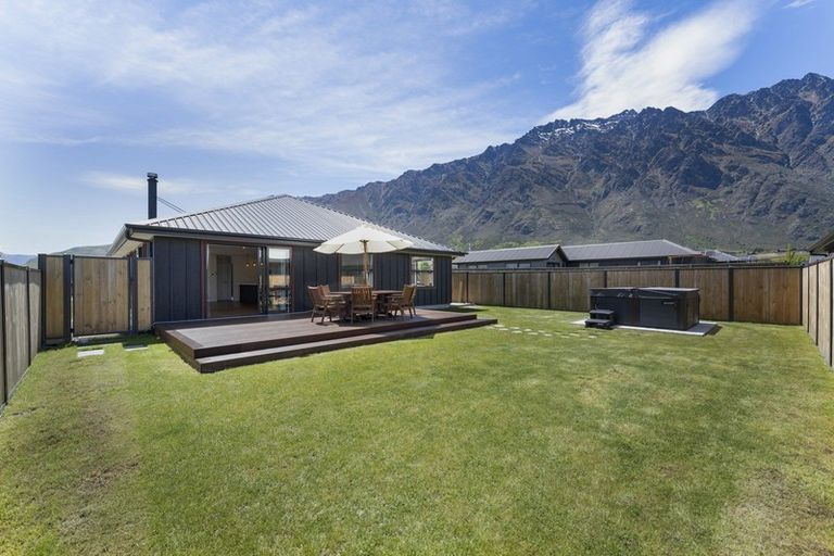 Photo of property in 77 Jack Hanley Drive, Jacks Point, Queenstown, 9371
