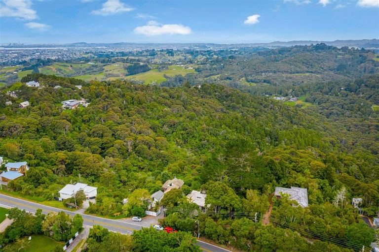 Photo of property in 1094 Scenic Drive North, Swanson, Auckland, 0816