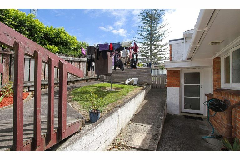 Photo of property in 5/26 Rangatira Road, Birkenhead, Auckland, 0626