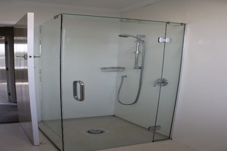 Photo of property in 63 Albert Street, Winton, 9720