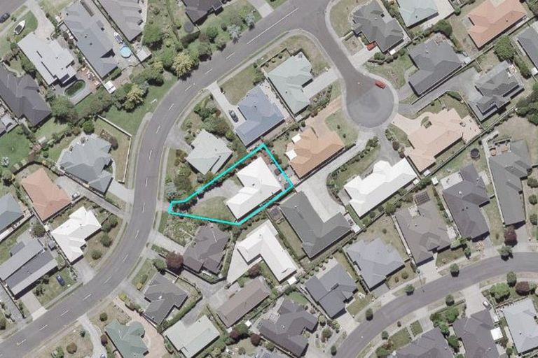 Photo of property in 100 Cedar Drive, Paraparaumu Beach, Paraparaumu, 5032