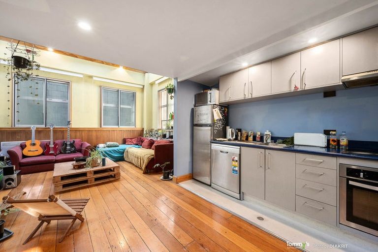 Photo of property in 221/6 Left Bank, Te Aro, Wellington, 6011